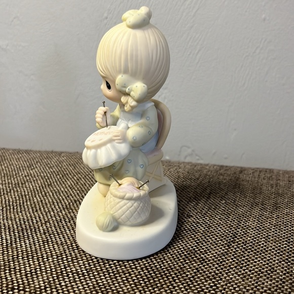 Precious Moments “Mother Sew Dear” figurine. - Picture 2 of 7